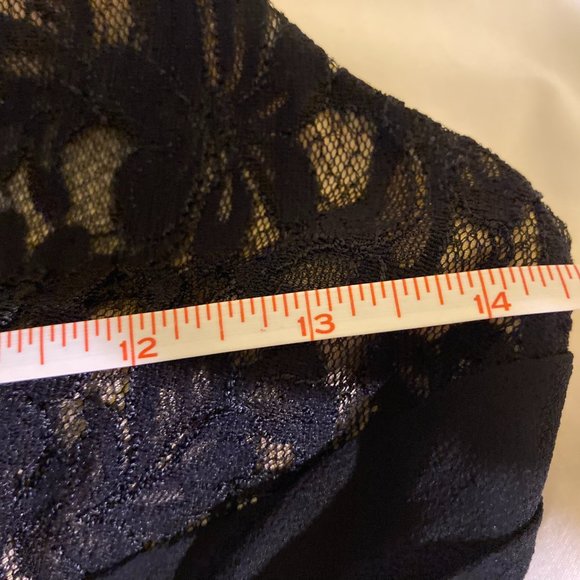 Anne Klein - US 4 - Black Sleeveless Flirty Formal Fun! - Picture 11 of 12